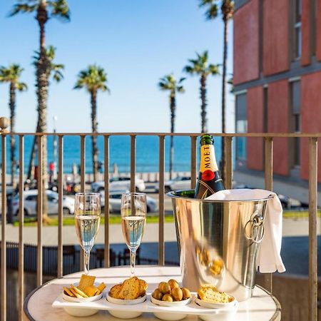 Kronos On The Beach Suite 2 Barcelona Exteriör bild
