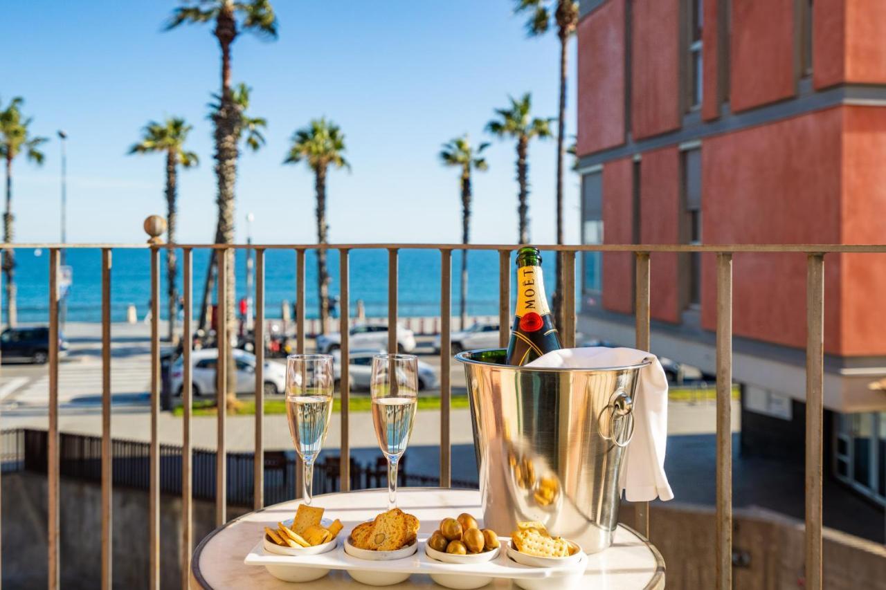 Kronos On The Beach Suite 2 Barcelona Exteriör bild